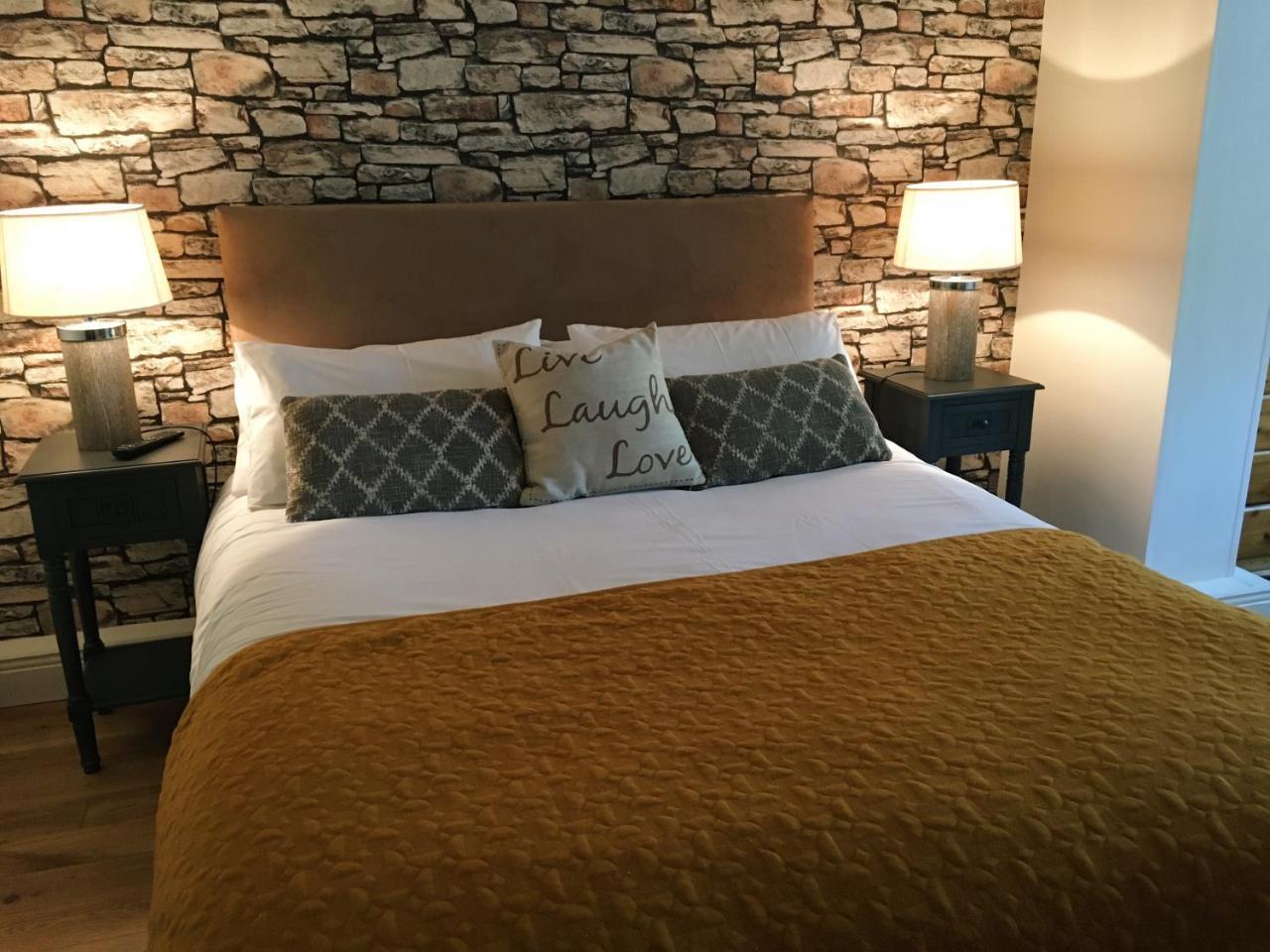 Abbeyvilla Guesthouse Room Only 어데어 외부 사진