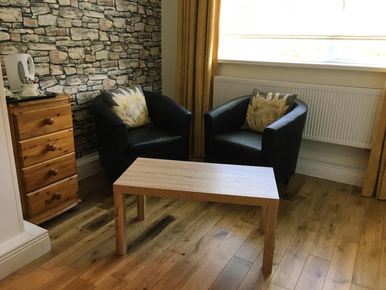 Abbeyvilla Guesthouse Room Only 어데어 외부 사진